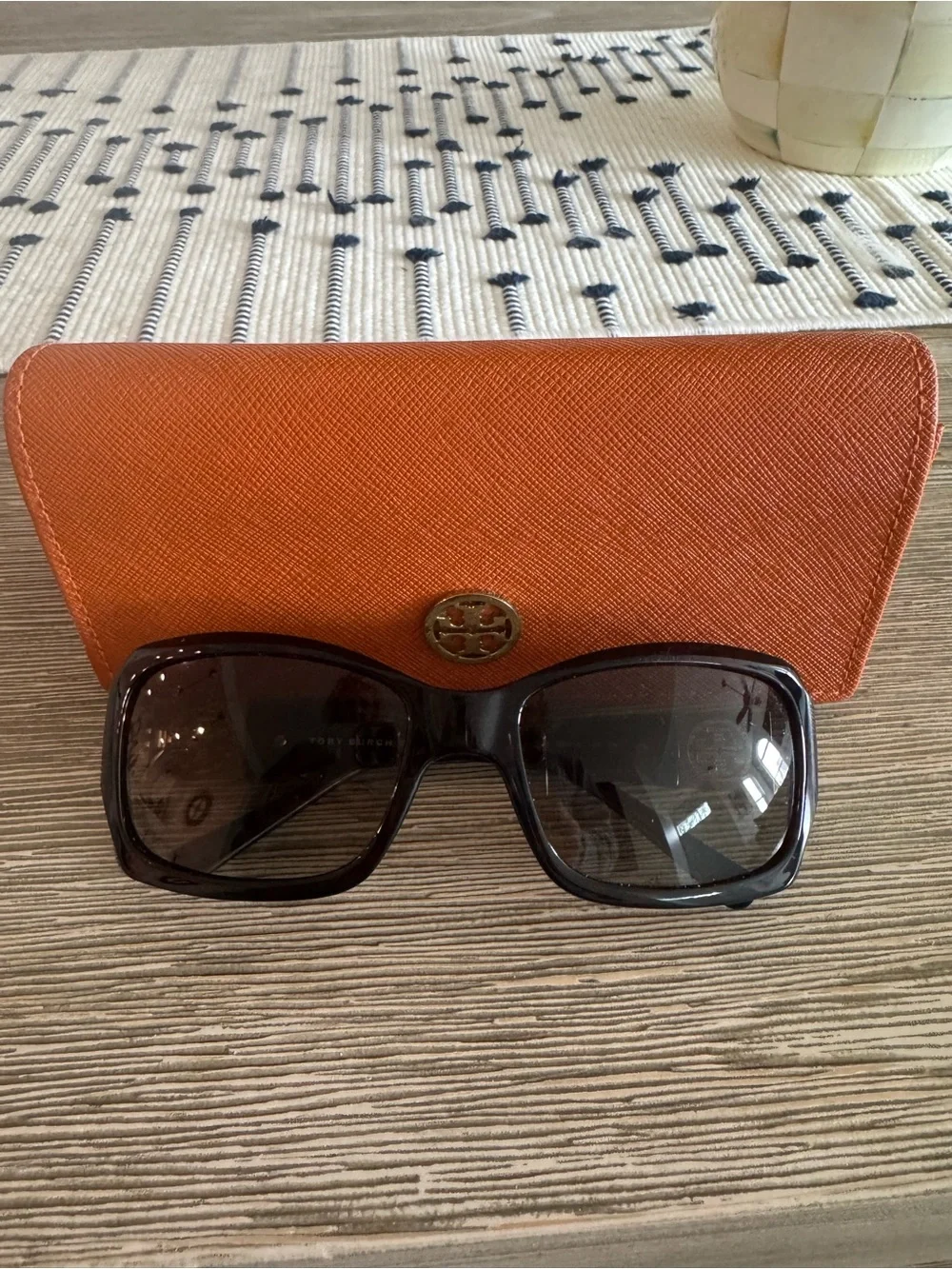 Tory Burch Brown Gradient Oversized Sunglasses with Orange Case